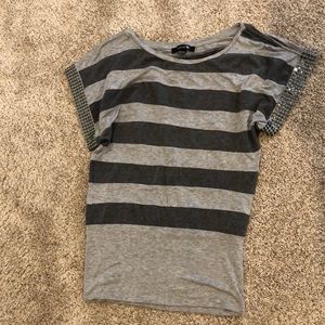 Beaded sleeved long top